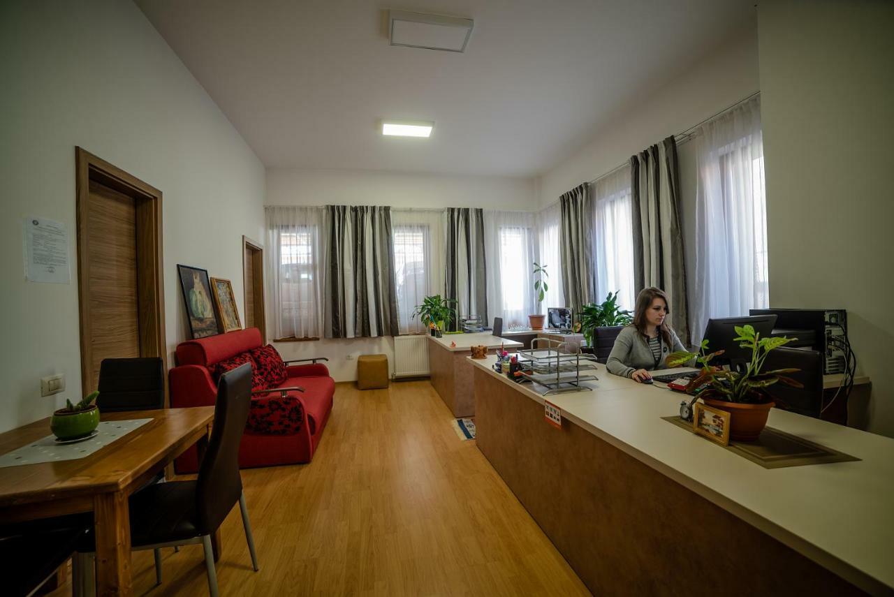Elis Residence Cluj Napoca Bagian luar foto