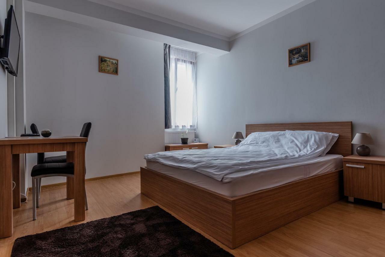 Elis Residence Cluj Napoca Bagian luar foto