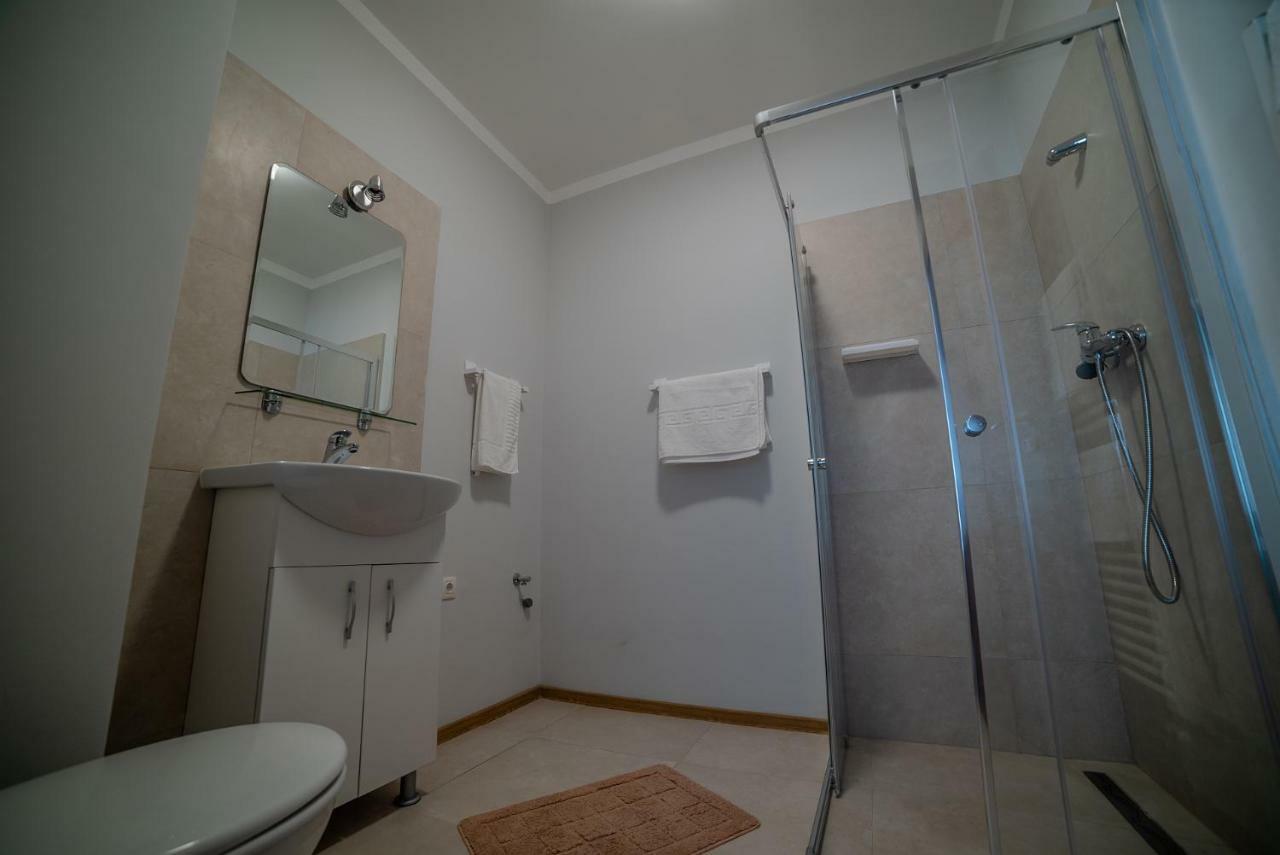 Elis Residence Cluj Napoca Bagian luar foto