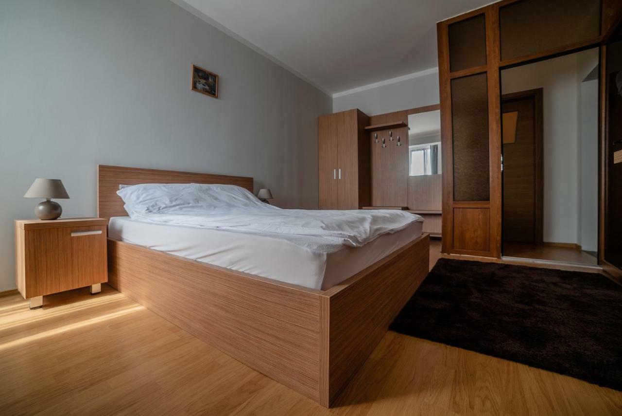 Elis Residence Cluj Napoca Bagian luar foto